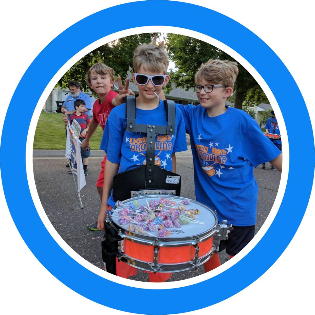 Jr. Jacks eating candy